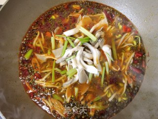 豆芽平菇煮毛肚步骤13
