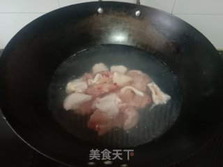 麻辣水煮鸡腿步骤3