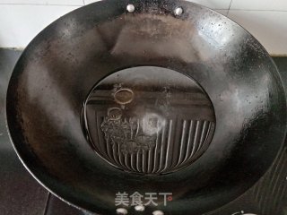 五花肉炒西蓝花步骤3