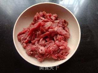 大葱青椒炒牛肉步骤4
