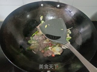 大葱青椒炒牛肉步骤12