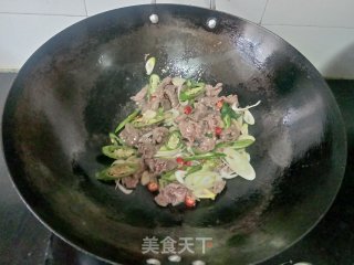 大葱青椒炒牛肉步骤9