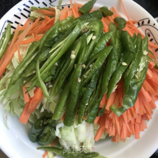 包菜炒红薯粉步骤4