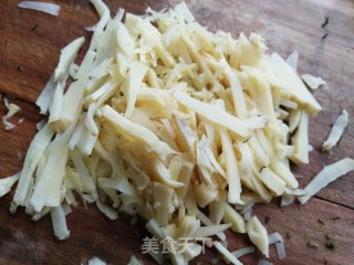 雪菜冬笋炒肉丝步骤5