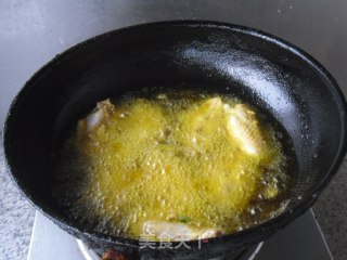 金蒜鸡翅步骤7