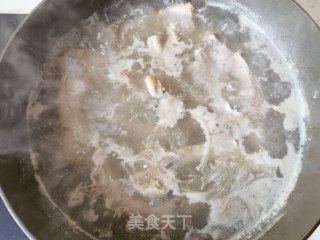 麻辣手抓排骨步骤3