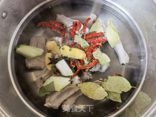 麻辣手抓排骨步骤5