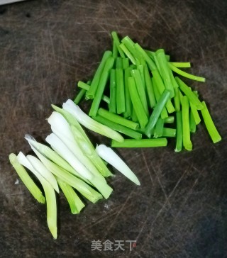 火腿肠炒鸡蛋步骤5