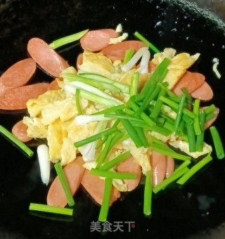 火腿肠炒鸡蛋步骤12