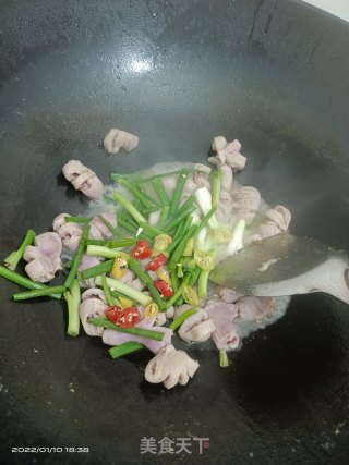 爆炒生肠步骤5