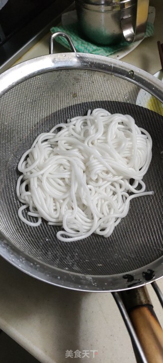 东北酸菜渍粉条步骤2