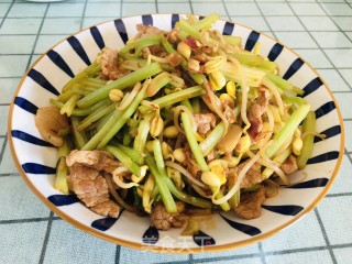 芹菜黄豆芽炒肉片步骤10