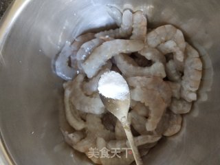 芥末虾仁步骤1