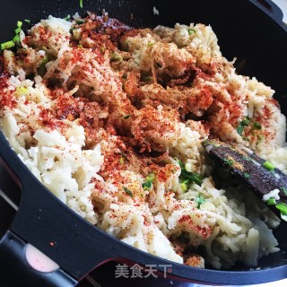 蒜苗炒洋芋擦擦步骤10