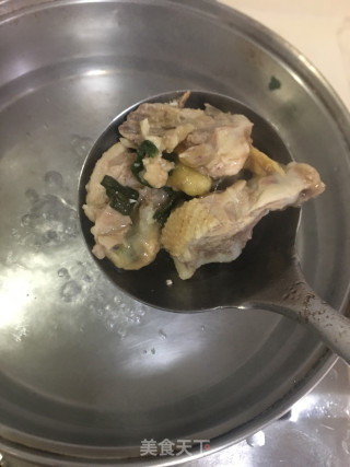 鸡汤浸迟菜心步骤4