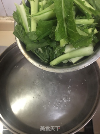 鸡汤浸迟菜心步骤3