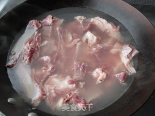 胡萝卜山药炖羊肉步骤1
