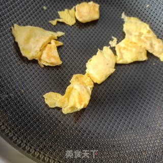 腊肠鸡蛋炒荷兰豆步骤9
