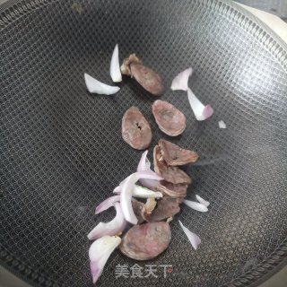 腊肠鸡蛋炒荷兰豆步骤12