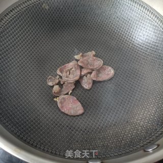 腊肠鸡蛋炒荷兰豆步骤11