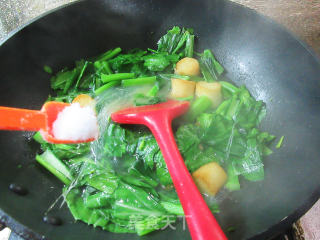 干贝烧油菜蕻煮粉丝步骤6
