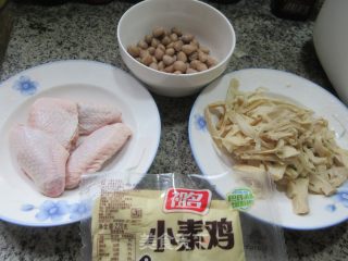 杂烧小素鸡步骤1