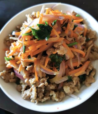 胡萝卜洋葱炒肉末步骤9