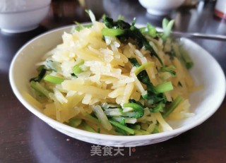 香芹炒土豆丝步骤8