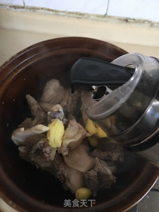 蒜苗炒鸡步骤5