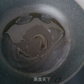 麻辣肠炒莴苣步骤4