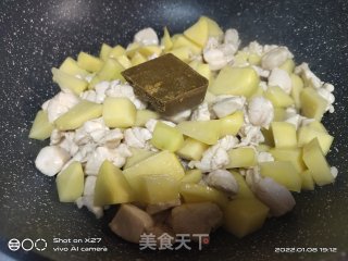 鸡胸肉咖喱土豆步骤5
