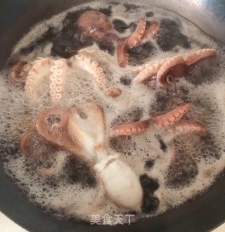 白灼章鱼步骤1