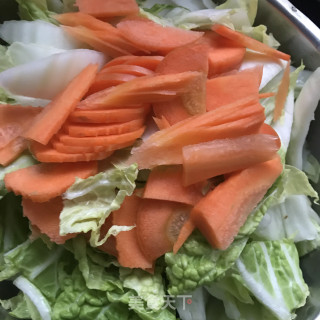 牛肉丸炖白菜步骤3