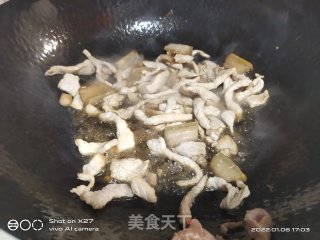 肉丝烧四季豆步骤2