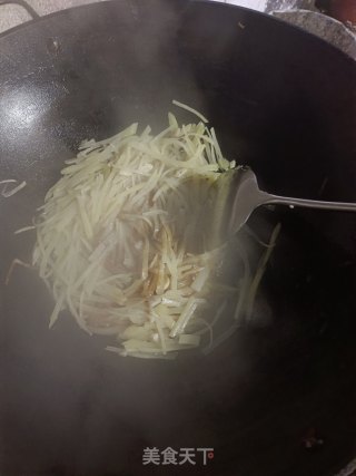 炒土豆丝儿步骤5