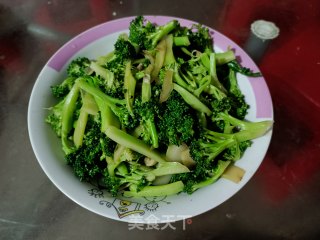 素炒西蓝花步骤7