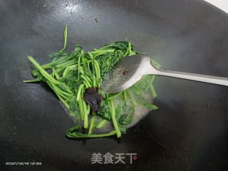 素炒油菜步骤3