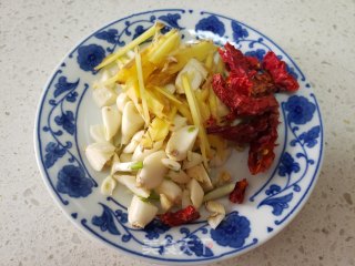 黄心菜炒回锅肉步骤5