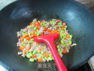 肉末胡萝卜炒毛豆步骤9
