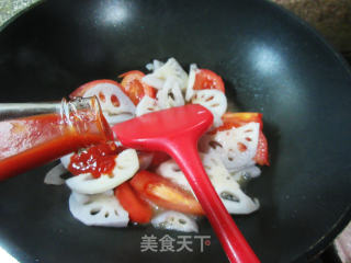 番茄炒莲藕步骤5