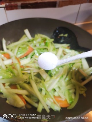 蒜香茭白菜步骤5