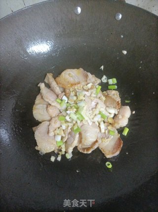 油豆腐焖白菜步骤7