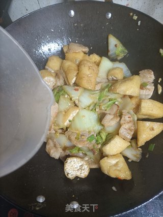 油豆腐焖白菜步骤14