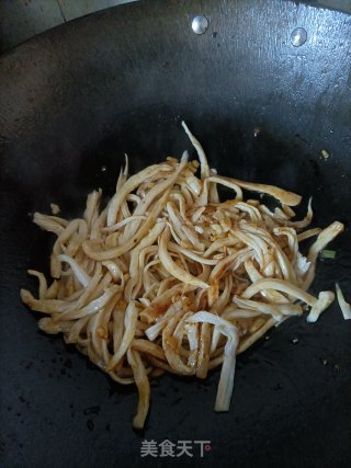 煸炒杏鲍菇步骤7