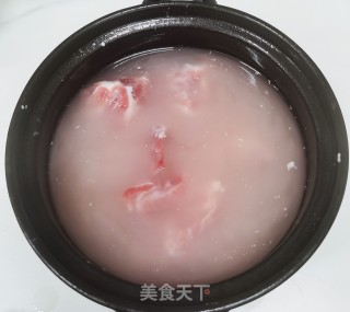 排骨炖花菇步骤1