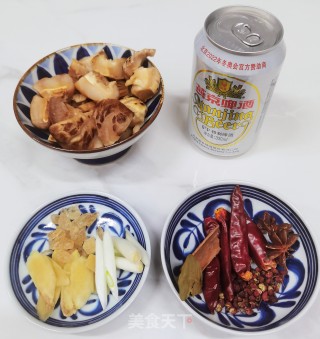 排骨炖花菇步骤3