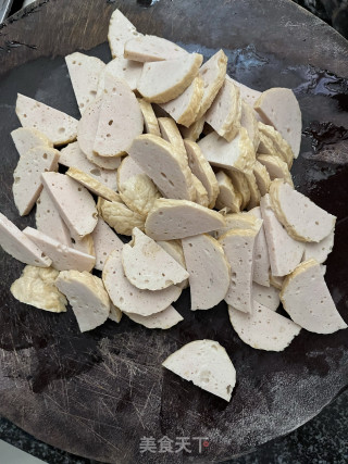 鹿茸菇炒肉饼步骤2