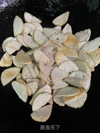 鹿茸菇炒肉饼步骤5