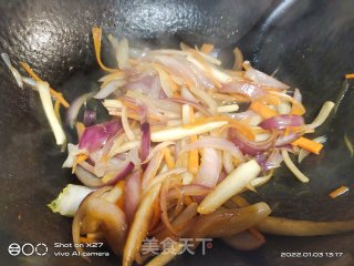 牛肉片泡菜拌饭步骤5