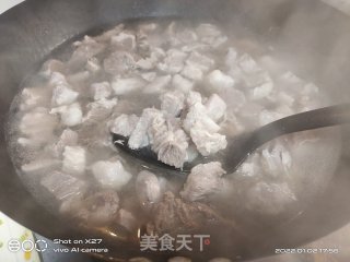 牛腩烧土豆步骤1